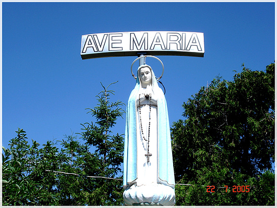 Ave Maria- Notre-Dame de Fatima- Bas du Fleuve- Québec. CANADA. 22 juillet 2005.