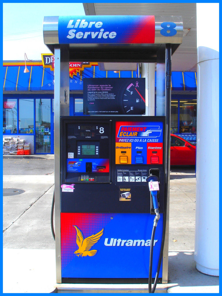 Ultramar -  Chaîne de stations-service au Québec /  Famous gas stations in Quebec, CANADA.  Dans ma ville - Hometown.