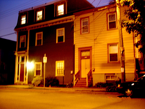 Halifax by the night . Nouvelle-Écosse ( NS)  Canada.   22 Juin 2008 - Photo originale